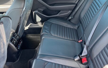 Volkswagen Passat B8 рестайлинг, 2018 год, 2 900 000 рублей, 8 фотография