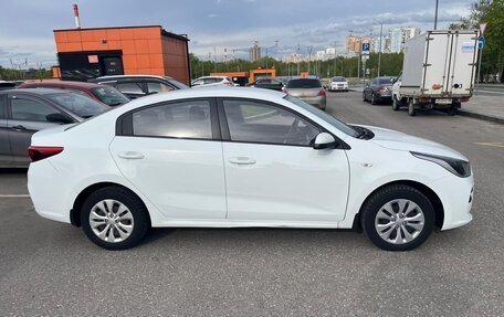 KIA Rio IV, 2017 год, 950 000 рублей, 4 фотография