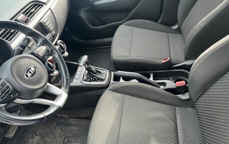 KIA Rio IV, 2017 год, 950 000 рублей, 6 фотография