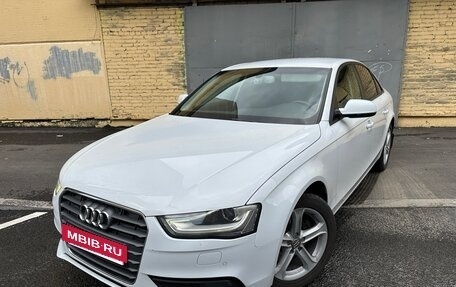 Audi A4, 2013 год, 1 385 000 рублей, 2 фотография