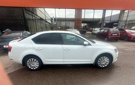 Skoda Octavia, 2017 год, 1 380 000 рублей, 4 фотография