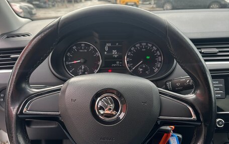 Skoda Octavia, 2017 год, 1 380 000 рублей, 10 фотография