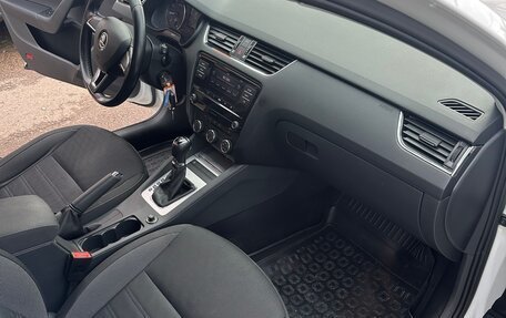 Skoda Octavia, 2017 год, 1 380 000 рублей, 16 фотография