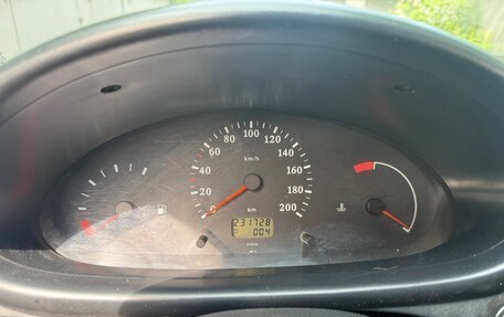 Nissan Micra II, 1999 год, 235 000 рублей, 14 фотография