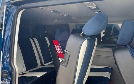 Volkswagen Caravelle T6 рестайлинг, 2016 год, 2 950 000 рублей, 8 фотография