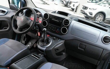 Peugeot Partner II рестайлинг 2, 2012 год, 749 000 рублей, 11 фотография