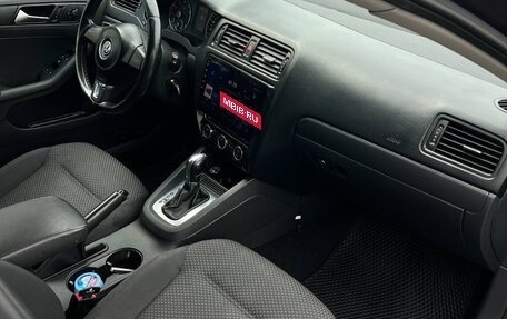 Volkswagen Jetta VI, 2014 год, 1 000 000 рублей, 8 фотография