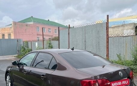 Volkswagen Jetta VI, 2014 год, 1 000 000 рублей, 4 фотография