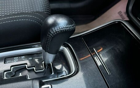 Mitsubishi Outlander III рестайлинг 3, 2018 год, 1 950 000 рублей, 8 фотография