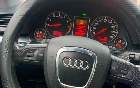 Audi A4, 2004 год, 530 000 рублей, 3 фотография