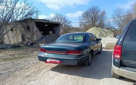 Ford Crown Victoria II, 1993 год, 900 000 рублей, 2 фотография
