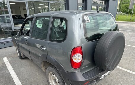 Chevrolet Niva I рестайлинг, 2019 год, 626 000 рублей, 4 фотография