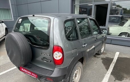 Chevrolet Niva I рестайлинг, 2019 год, 626 000 рублей, 3 фотография