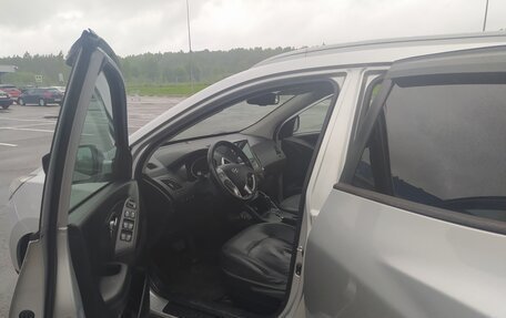 Hyundai ix35 I рестайлинг, 2011 год, 959 000 рублей, 10 фотография