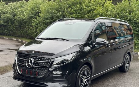 Mercedes-Benz V-Класс, 2025 год, 13 650 000 рублей, 4 фотография