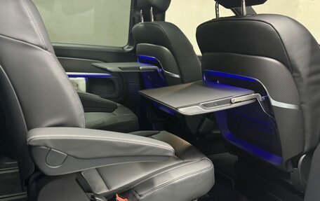 Mercedes-Benz V-Класс, 2025 год, 13 650 000 рублей, 19 фотография