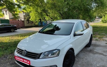 Volkswagen Passat B7, 2014 год, 995 000 рублей, 3 фотография