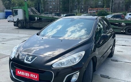 Peugeot 308 II, 2012 год, 579 000 рублей, 1 фотография