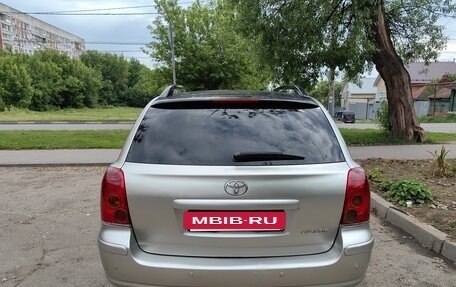 Toyota Avensis III рестайлинг, 2003 год, 650 000 рублей, 7 фотография