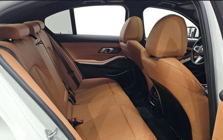 BMW 3 серия, 2024 год, 4 600 000 рублей, 9 фотография