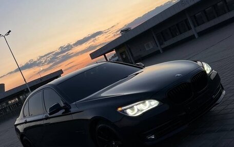 BMW 7 серия, 2013 год, 1 750 000 рублей, 2 фотография