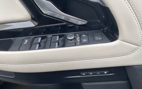 Land Rover Range Rover Evoque II, 2022 год, 3 230 000 рублей, 12 фотография