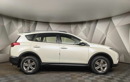 Toyota RAV4, 2015 год, 1 697 000 рублей, 6 фотография