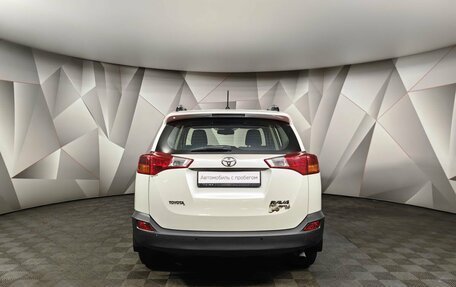 Toyota RAV4, 2015 год, 1 697 000 рублей, 8 фотография