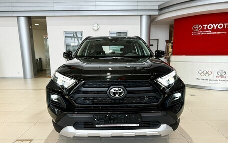 Toyota RAV4, 2024 год, 4 400 000 рублей, 2 фотография