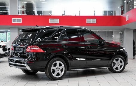 Mercedes-Benz M-Класс, 2012 год, 2 049 000 рублей, 2 фотография