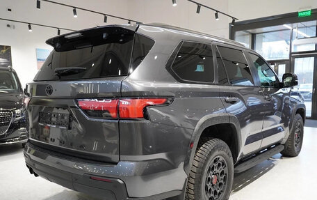 Toyota Sequoia, 2024 год, 13 660 000 рублей, 5 фотография