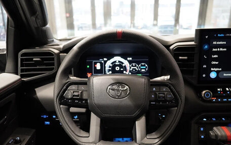 Toyota Sequoia, 2024 год, 13 660 000 рублей, 12 фотография