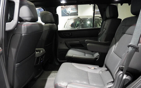 Toyota Sequoia, 2024 год, 13 660 000 рублей, 10 фотография