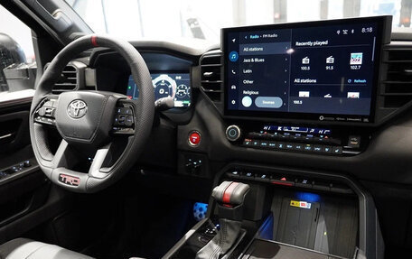 Toyota Sequoia, 2024 год, 13 660 000 рублей, 16 фотография