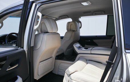 Lexus LX III, 2017 год, 9 899 000 рублей, 17 фотография