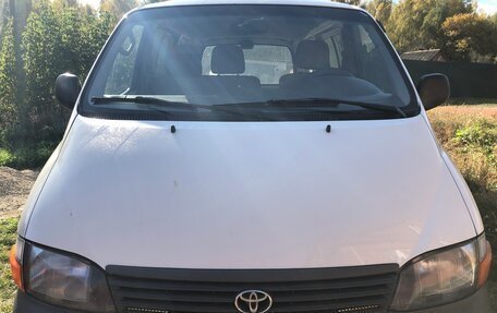 Toyota HiAce, 2003 год, 980 000 рублей, 6 фотография