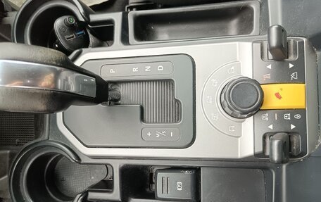 Land Rover Discovery III, 2007 год, 900 000 рублей, 15 фотография