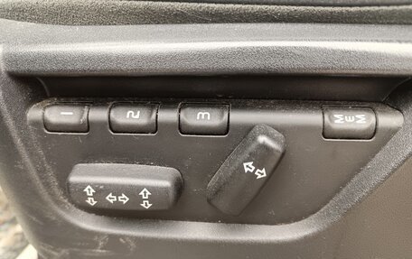 Land Rover Discovery III, 2007 год, 900 000 рублей, 18 фотография