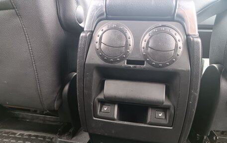 Land Rover Discovery III, 2007 год, 900 000 рублей, 21 фотография