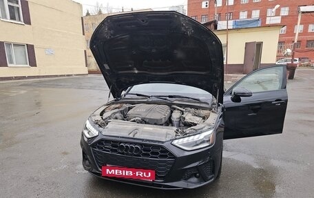 Audi A4, 2021 год, 3 900 000 рублей, 2 фотография