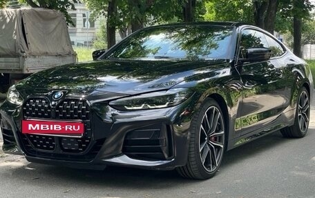BMW 4 серия, 2022 год, 6 900 000 рублей, 2 фотография