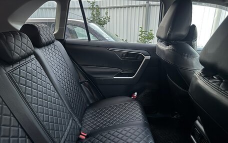 Toyota RAV4, 2020 год, 3 100 000 рублей, 3 фотография