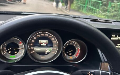 Mercedes-Benz E-Класс, 2015 год, 2 600 000 рублей, 2 фотография