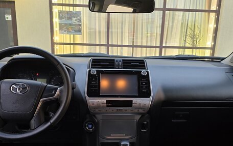 Toyota Land Cruiser Prado 150 рестайлинг 2, 2019 год, 4 990 000 рублей, 9 фотография
