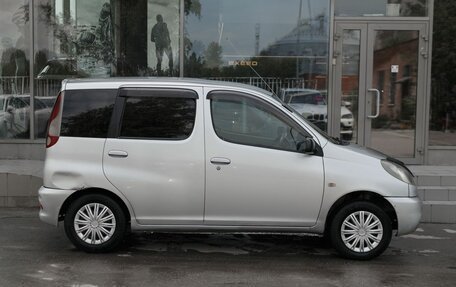 Toyota FunCargo, 2000 год, 400 000 рублей, 4 фотография