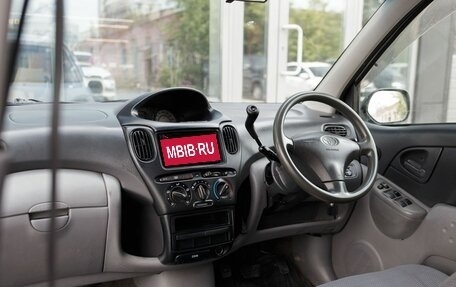 Toyota FunCargo, 2000 год, 400 000 рублей, 10 фотография