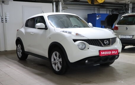 Nissan Juke II, 2013 год, 799 990 рублей, 3 фотография