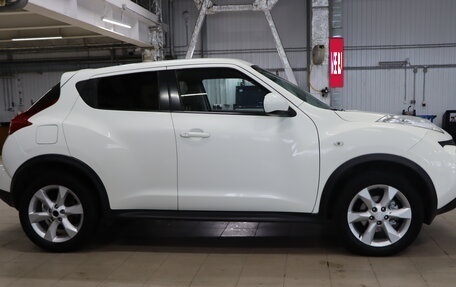 Nissan Juke II, 2013 год, 799 990 рублей, 4 фотография