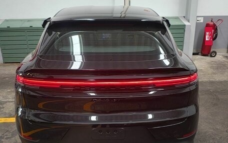 Porsche Cayenne III, 2025 год, 29 000 000 рублей, 6 фотография