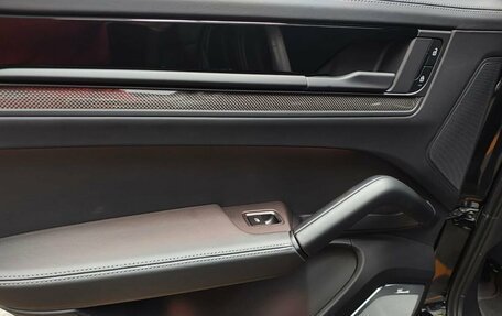 Porsche Cayenne III, 2025 год, 29 000 000 рублей, 16 фотография